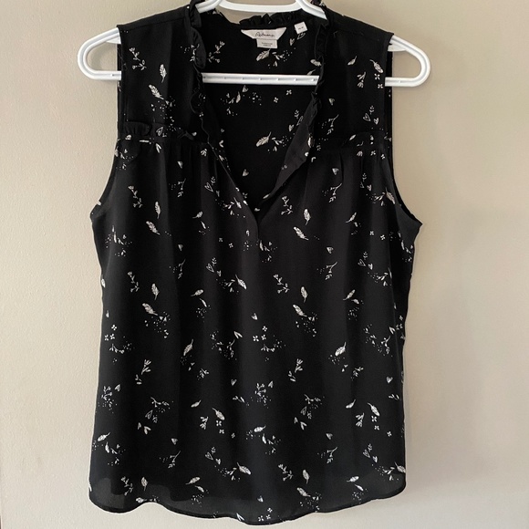 Sleeveless Black Split Neck Blouse Reimans | size: M - Picture 1 of 4